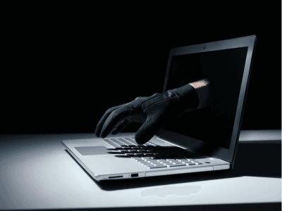 Bezpieczeństwo sieci od podstaw: jak ARP spoofing i BGP hijacking otwierają drzwi do ataków.