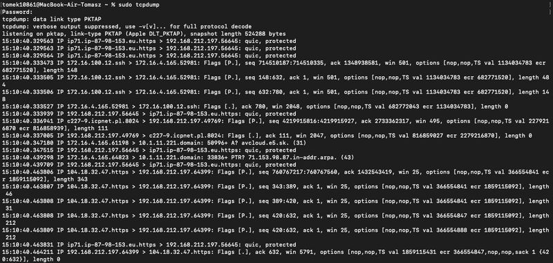 Przykładowy wynik działania narzędzia tcpdump przechwytującego ruch sieciowy.